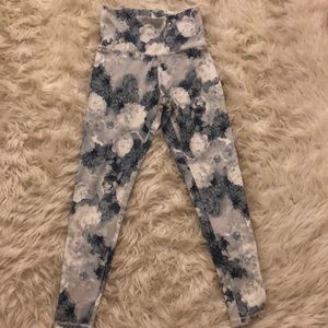 Blue Floral leggings🌸💙